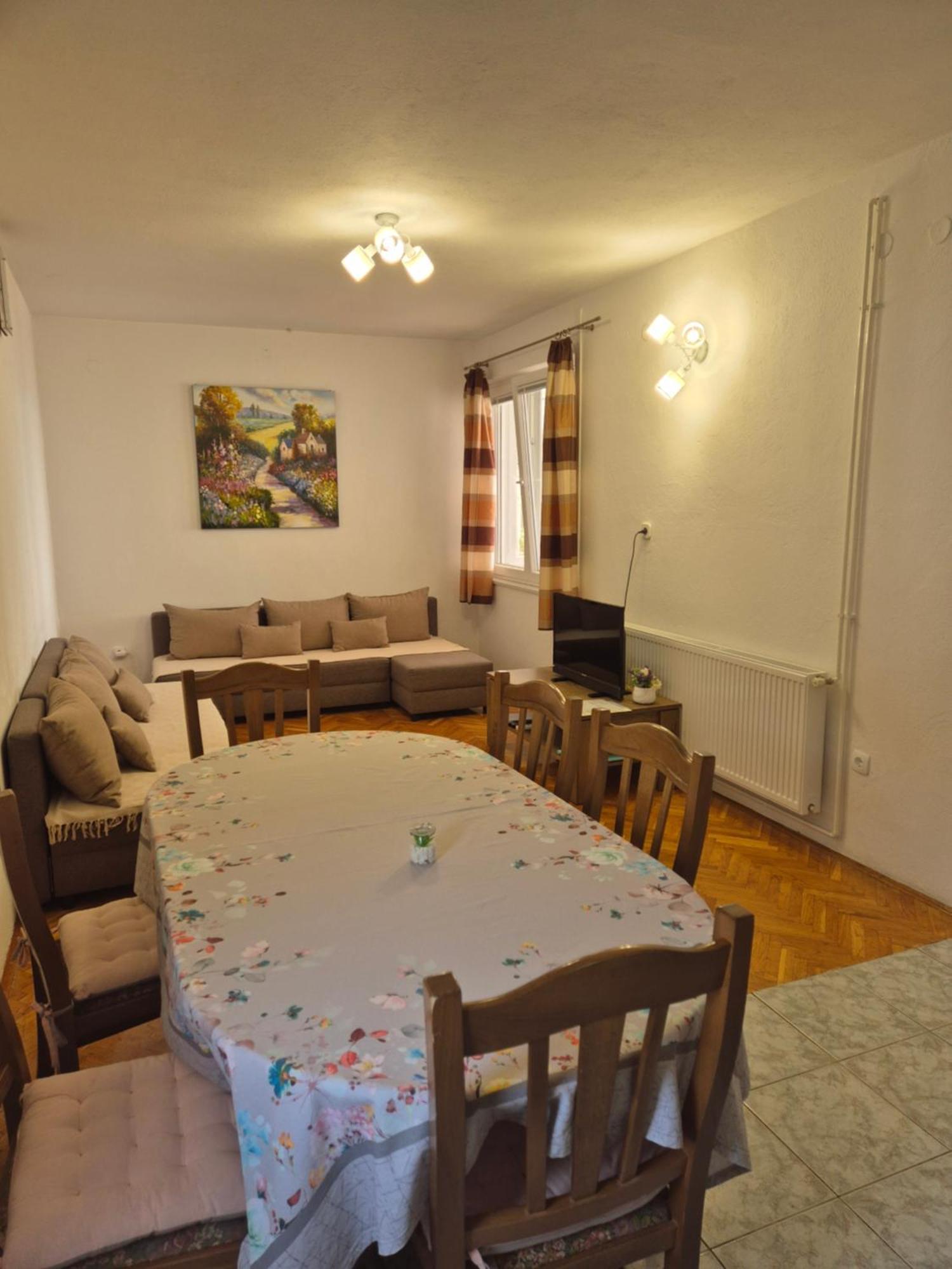 Apartments Veni Up スタリグラード エクステリア 写真